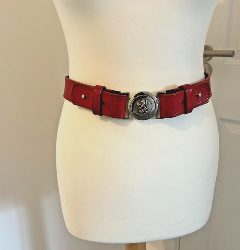 Lion buckle leather - leather, red