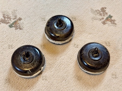Set three matching - three,
