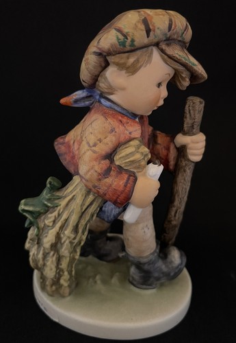 Hummel goebel figurine on - hummel,