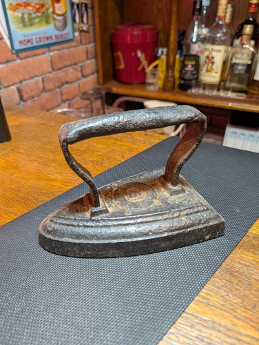 Antique vintage cast iron sad - cast,