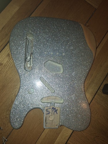 Fender brad paisley road - paisley, worn