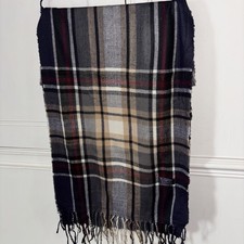 BURBERRY Scarf  ⭐️Large