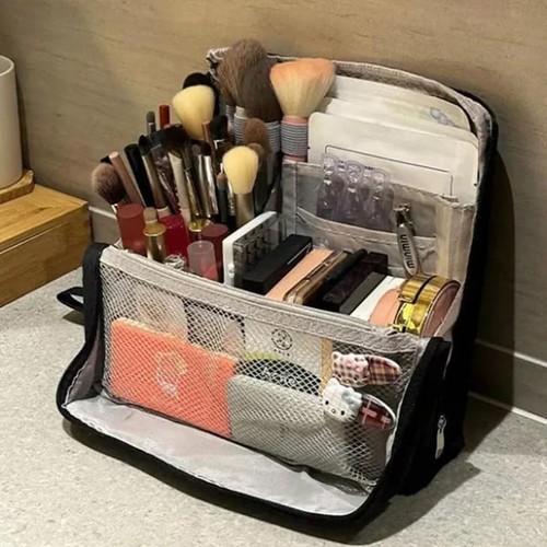 Large capacity travel - travel, makeup