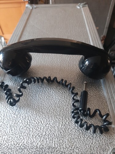 Retro black vintage phone - retro, dj