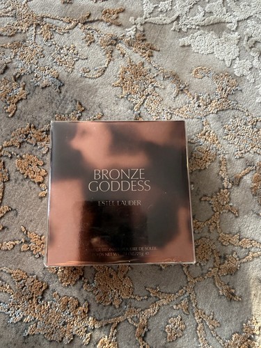 Bronze goddess estée - estée, lauder
