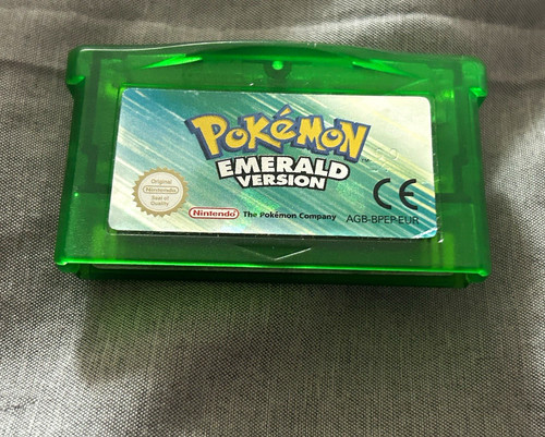 Pokemon emerald - ,