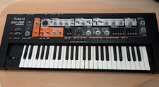 Roland SH-201 Synthesizer Pro