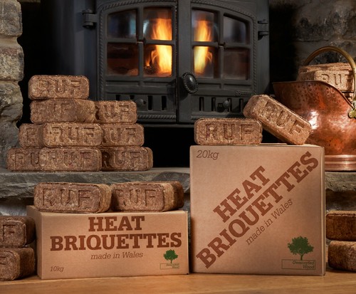 Eco heat log briquettes - heat,