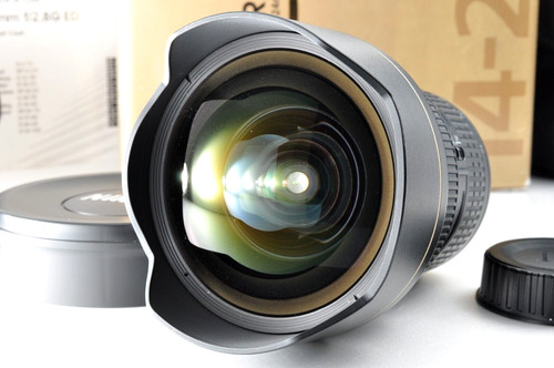 Near mint nikon - [near,