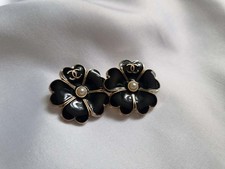 LOT OF TWO CHANEL LARGE BLACK