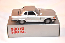 NZG 282 MERCEDES BENZ 380 SEC / 500 SEC (372) 1/35