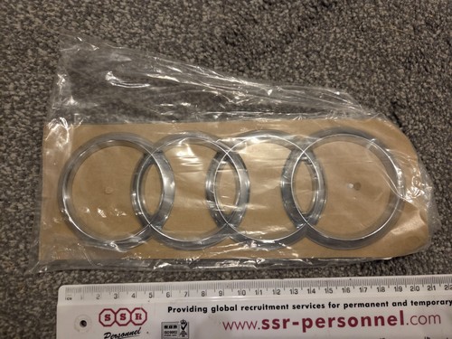 New genuine audi - a1,, rsq3