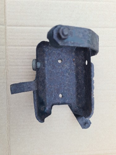Fuel injection pump bracket - injection, vw