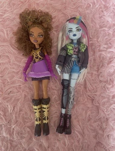 Monster high dolls - high,