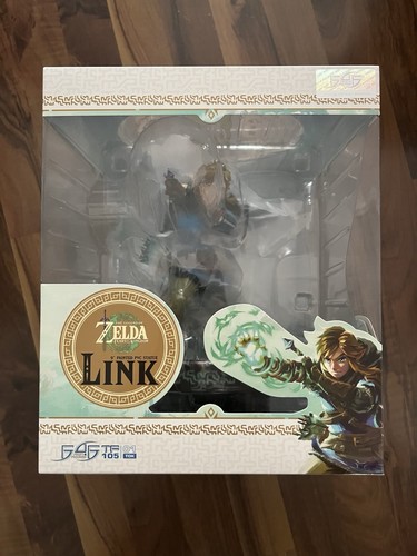 First figures link zelda - link,