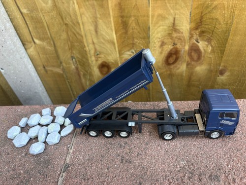 Model truck tipper - model,