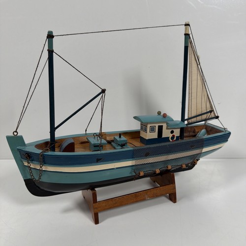 Wooden fishing trawler boat - wooden,