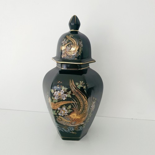 Ceramic vase urn with - urn,
