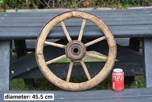 Vintage old wooden - cart, wagon