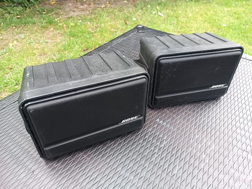 Bose model pair speakers - model,