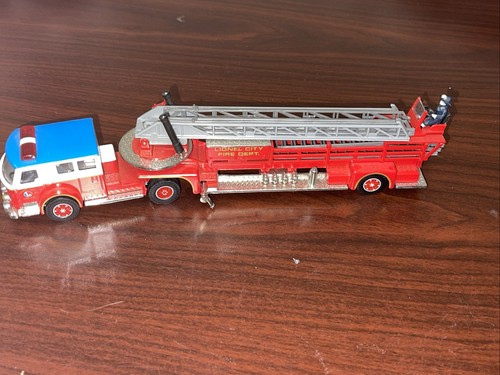 Corgi 51801 american france - american, la