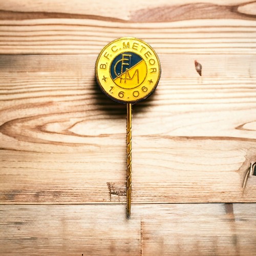 Old pin bfc meteor - old, berlin