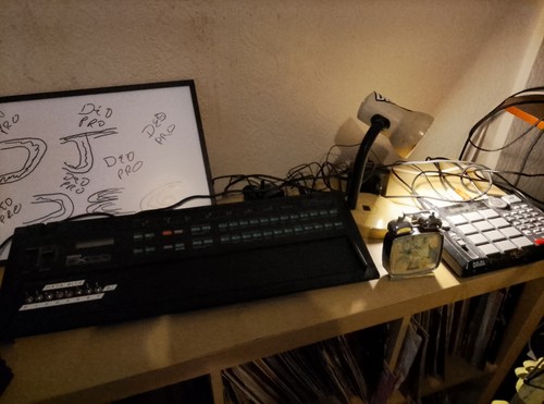 Akai mpc 500 linn - mpc, drum