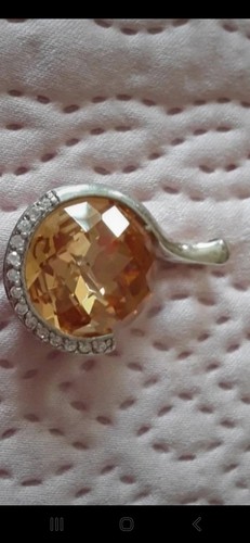 Padparadscha sapphire pendent - sapphire,