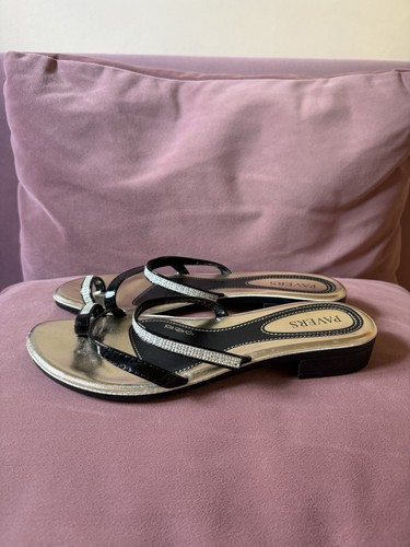 Brand new pavers sandals - brand,