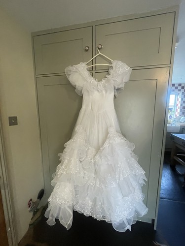 1980 frilly wedding dress - frilly,