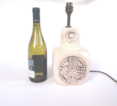 Troika tremaen style - troika, pottery