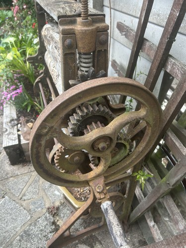 Antique cast iron - antique,