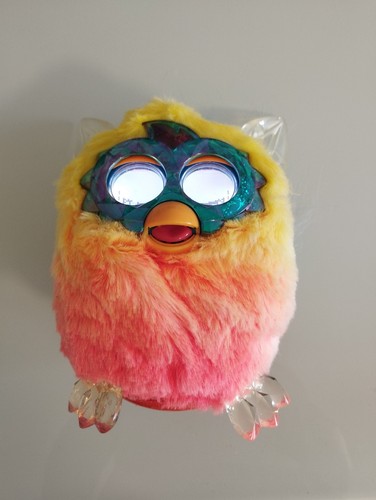 Hasbro furby boom crystal - furby,