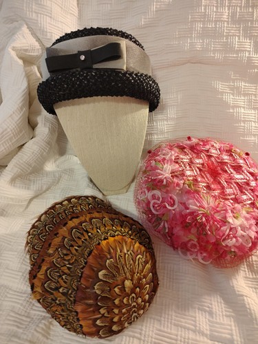 Vintage hats lot - vintage,