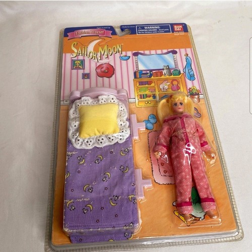 Sailor moon doll figure - sailor, usagi