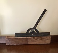 Antique  - Wood + Metal -