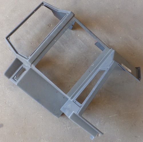 81865128 right hand console - 81865128,