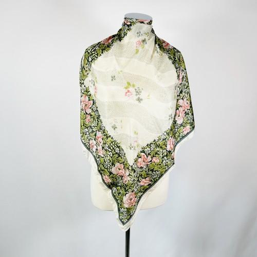 Vintage 100 silk square scarf - 100%,