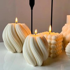 3D Rotating Pillar Candle