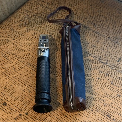 Atago hand refractometer - atago, n-10
