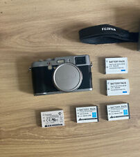 Fuji Finepix X100- Digital