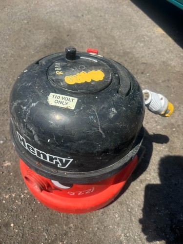 Henry vacuum cleaner - vacuum,