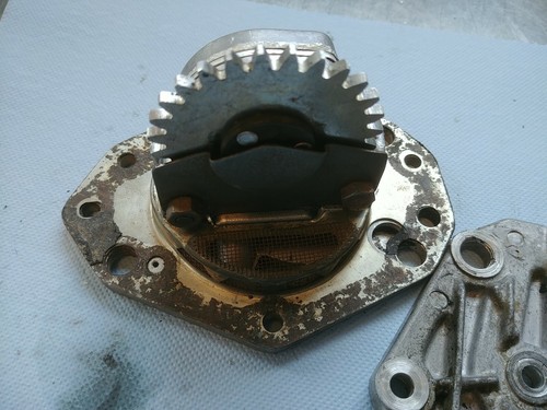 Honda c71 oil pump 1959 - c71, 1960
