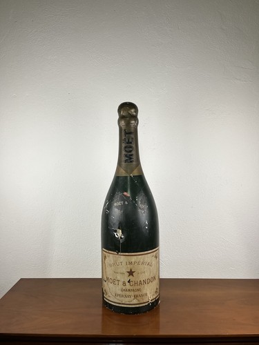Moet chandon advertising - chandon,