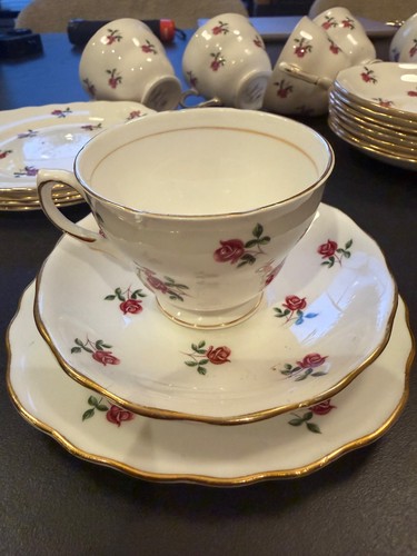 Vintage colclough piece - 23,