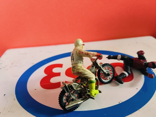Britains speedway riders - britains, x2