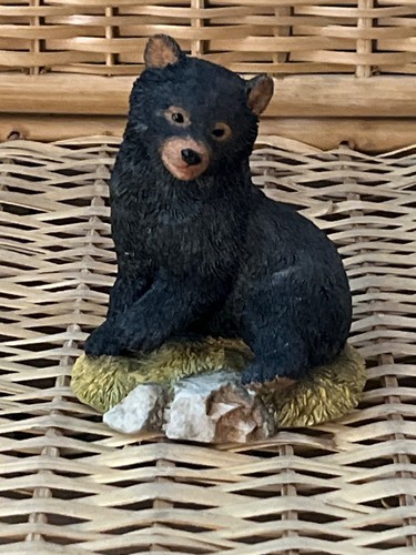 Sherratt simpson figurine - &,
