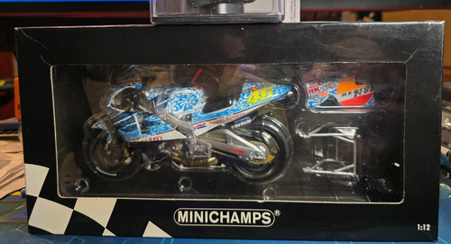 Minichamps rossi honda - rossi,