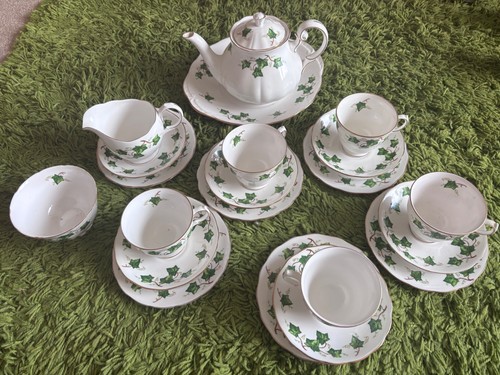 Colclough tea set ivy pattern - tea,