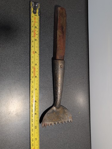 Vintage carpet stretcher - vintage,